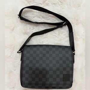 District PM Louis Vuitton bag